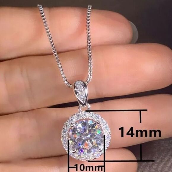 The Discus Pendant Necklace in 925 and cubic zirconia - Picture 2 of 7